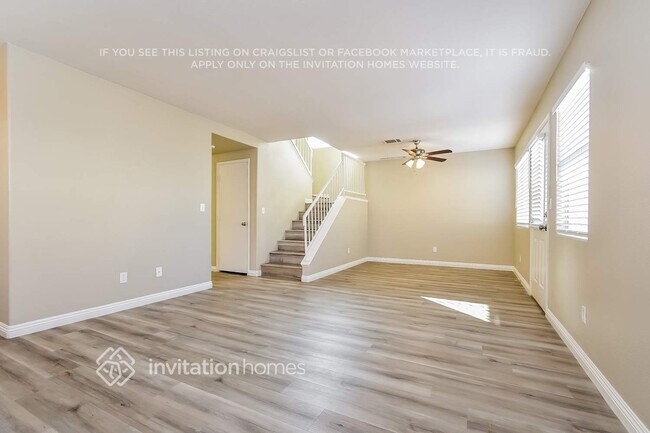 Foto del edificio - 9150 Indian Breeze Dr