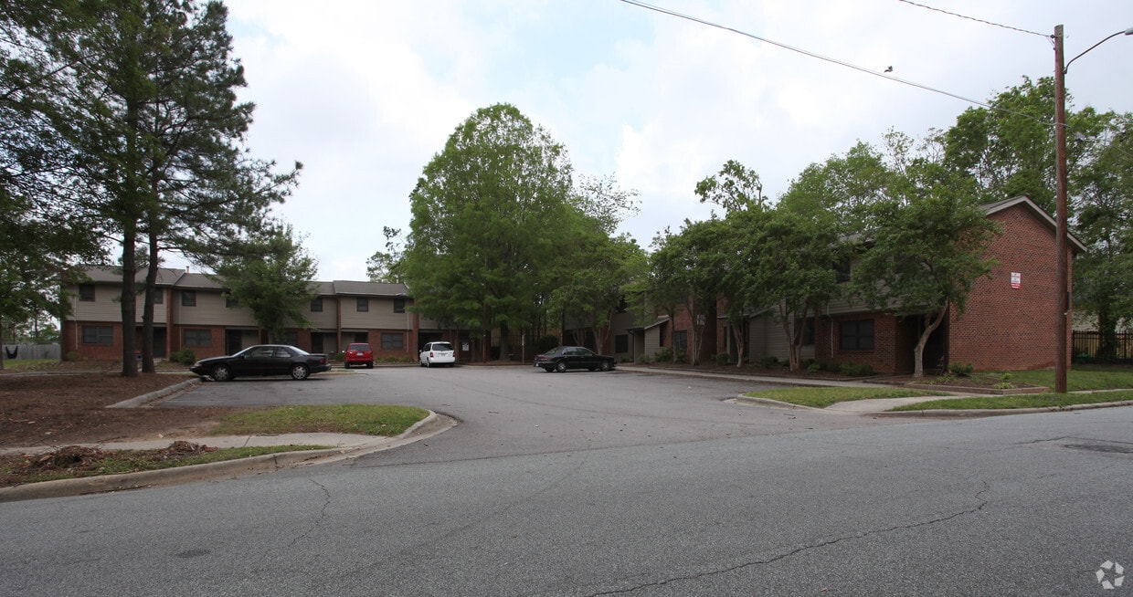 Eastwood Court Raleigh NC 27601 Apartments com Eastwood Court Raleigh NC 27601 Apartments com