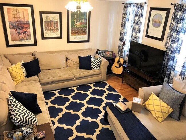 Foto del edificio - 2 Church Ave