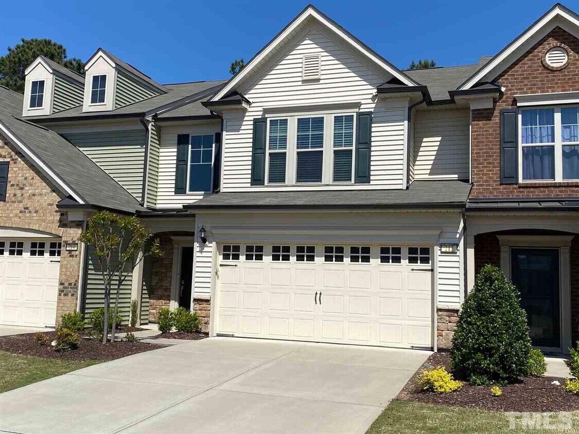 212 Lynchwick Ln, Durham, NC 27703 Townhouse for Rent in Durham, NC