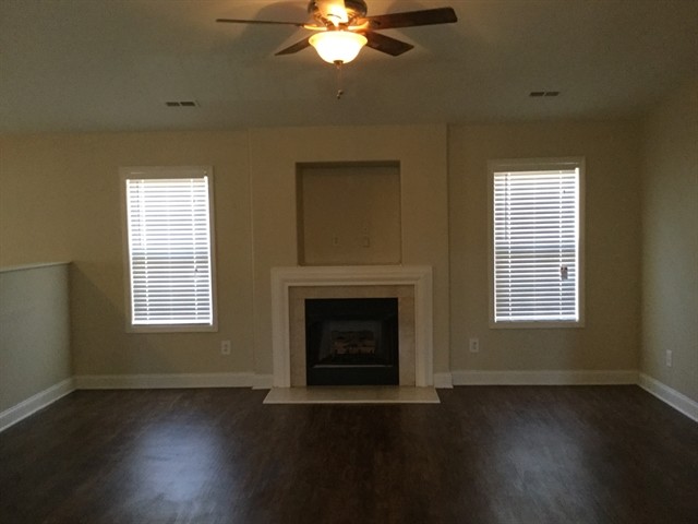 Building Photo - 10518 Salamander Court