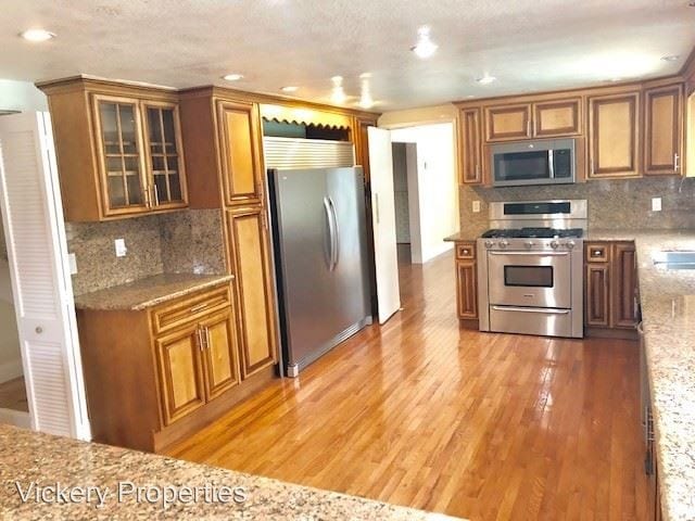 Building Photo - 5 br, 4 bath House - 547 Banyan Circle