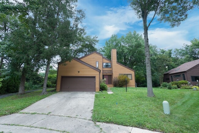 Building Photo - Spacious 4 Bedroom House in Beautiful Colu...