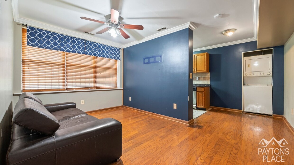 Foto principal - 4508 B St SE