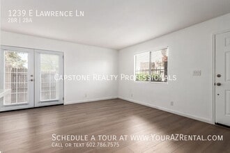 Building Photo - 1239 E Lawrence Ln