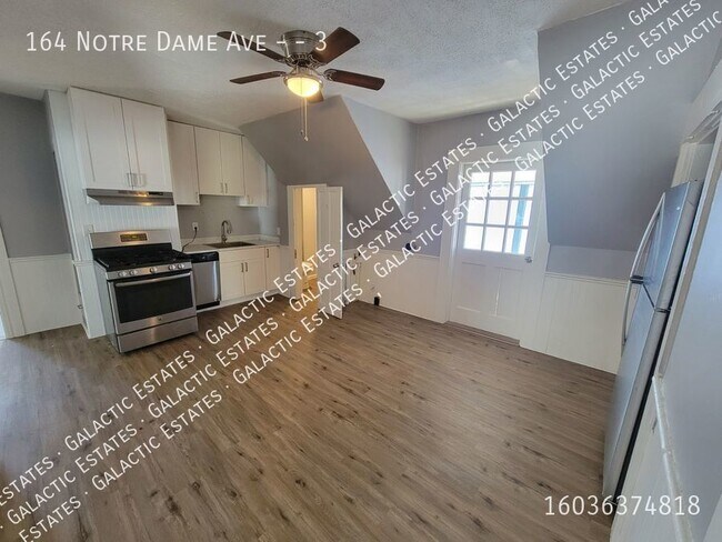 Foto del edificio - West side 3 bed 1 bath recently renovated ...
