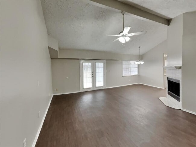 Building Photo - 8418 Carmelwood Ln