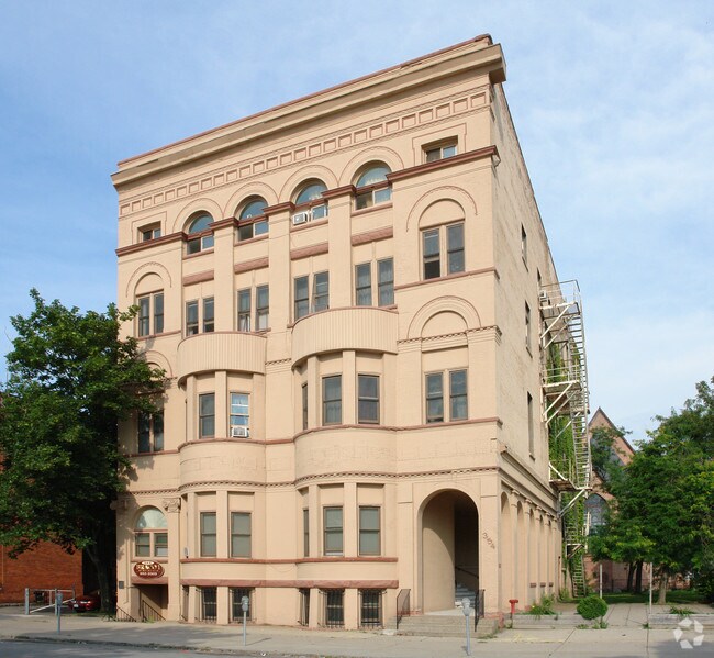 Braco I Apartments Buffalo Ny Building Photo Braco I