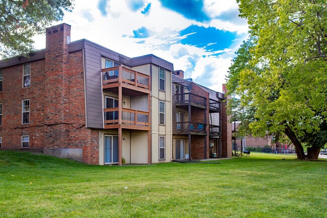 Foto del edificio - Welcome to The Bluffs – Comfort, Convenien...