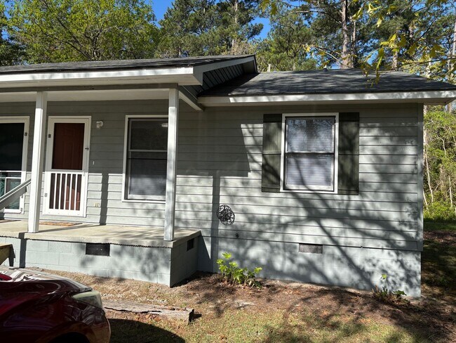 Foto del edificio - 102 Hickory Hills Ct