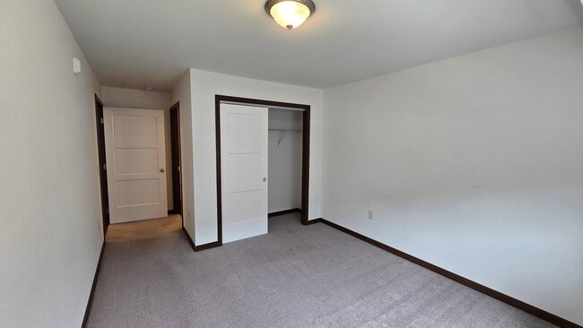 Building Photo - The Crossings at Willems Way