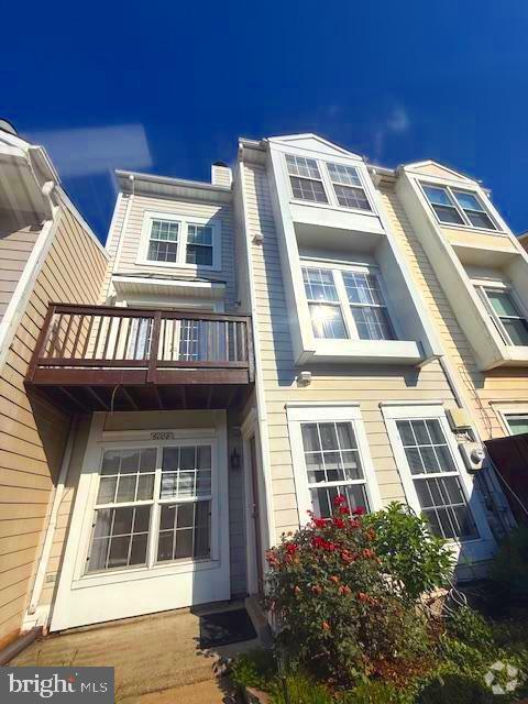Building Photo - 6008 Rabbit Hill Ct