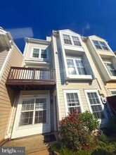Building Photo - 6008 Rabbit Hill Ct