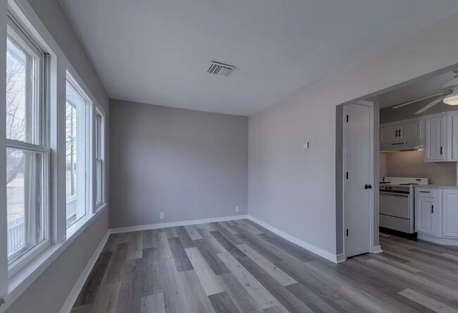 Foto del edificio - 2803 W Elm St