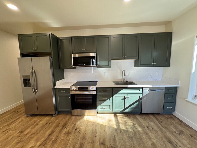 Foto del edificio - 5609 Benhenry Ct