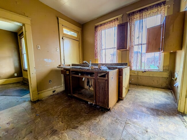 Photo - 1136 Reservoir Ave House