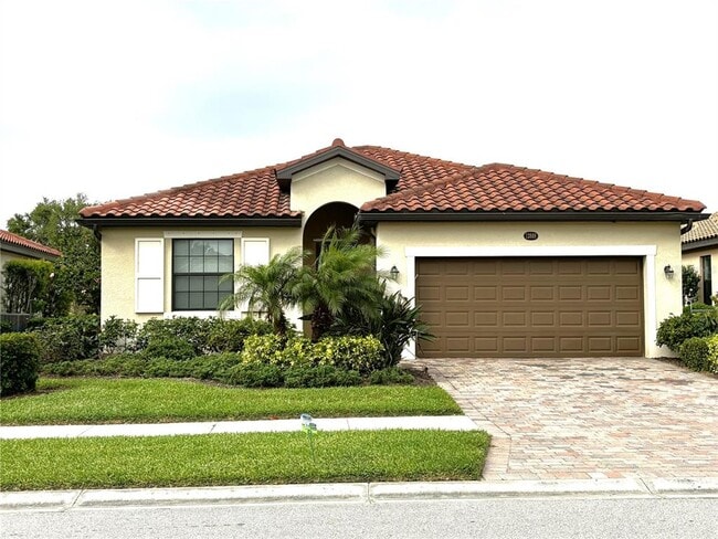 Building Photo - 12889 Richezza Dr