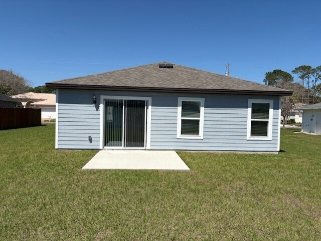 Building Photo - new 3/2 home