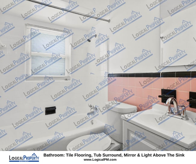 Building Photo - Spacious 3Bed/1 Bath Bungalow : AC,1 Car G...
