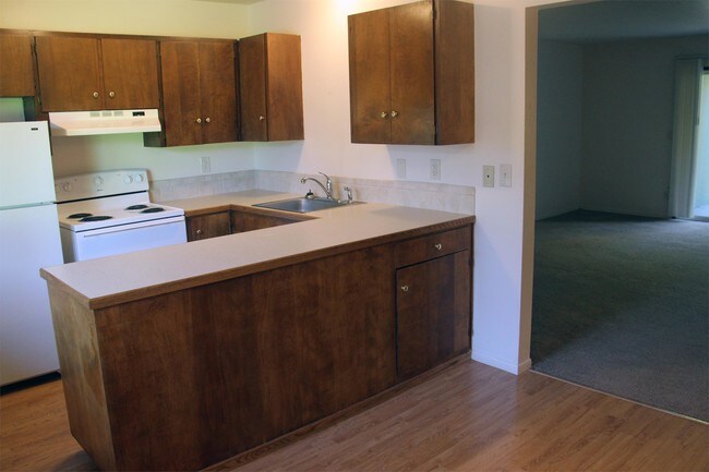 Foto del edificio - 13050 NW Cornell Rd
