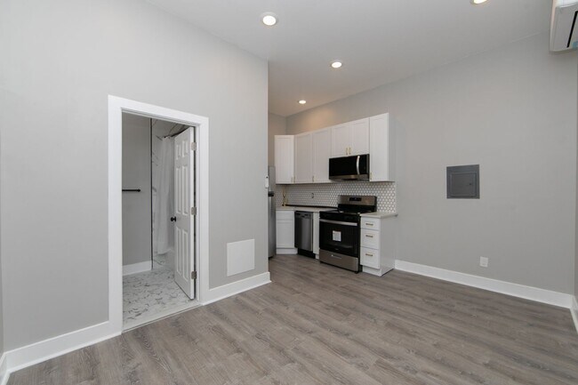 Foto del edificio - Brand New 1 Bed/1 Bath Apartment on Broadway Avenue in Camden!