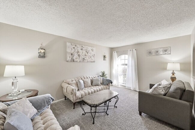 Foto del edificio - 1712 Meadowlane Terrace