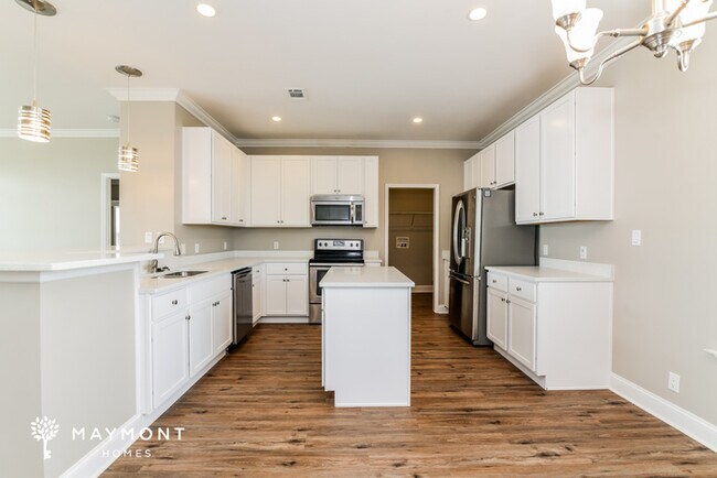 Building Photo - 701 Pelican Ct