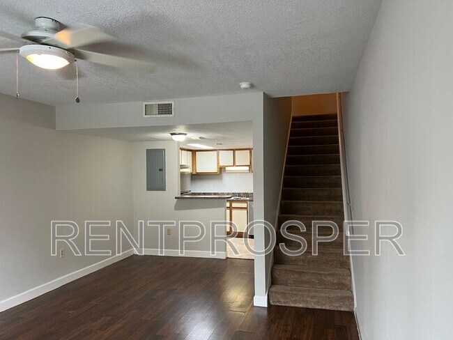Building Photo - 4269 S Semoran Blvd