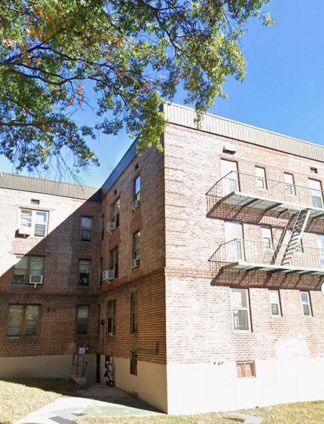 Foto del edificio - 86-91 208th St
