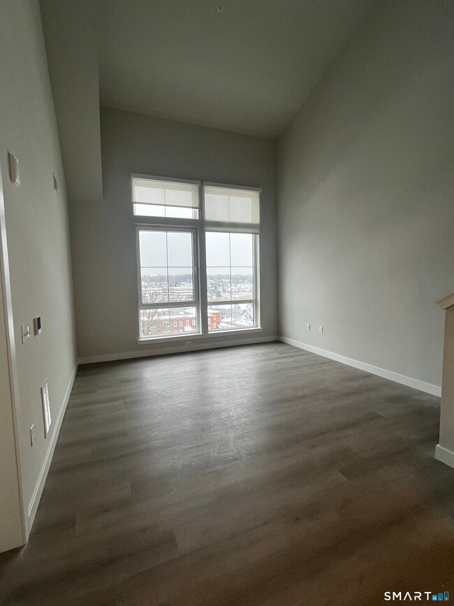 Foto del edificio - 467 West Ave