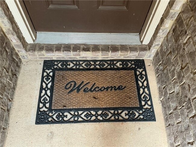 Foto del edificio - 1205 Pebble Rock Rd
