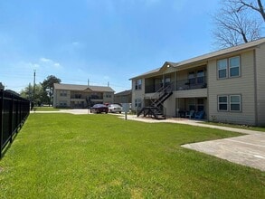 Building Photo - 2512 S Houston Ave