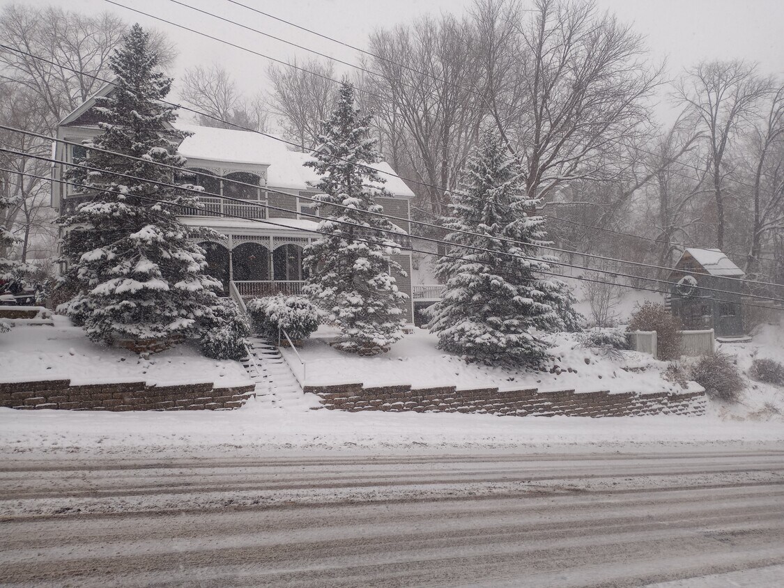 424 Myrtle St W, Stillwater, MN 55082 House Rental in Stillwater, MN