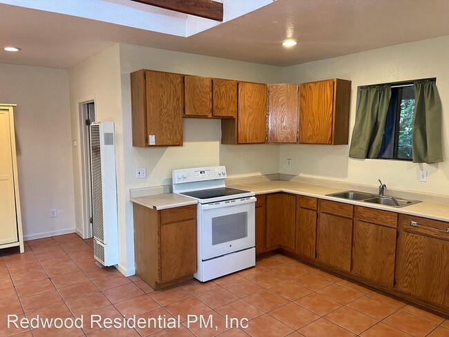 Building Photo - 1 br, 1 bath House - 8710 Graton Road (Cot...