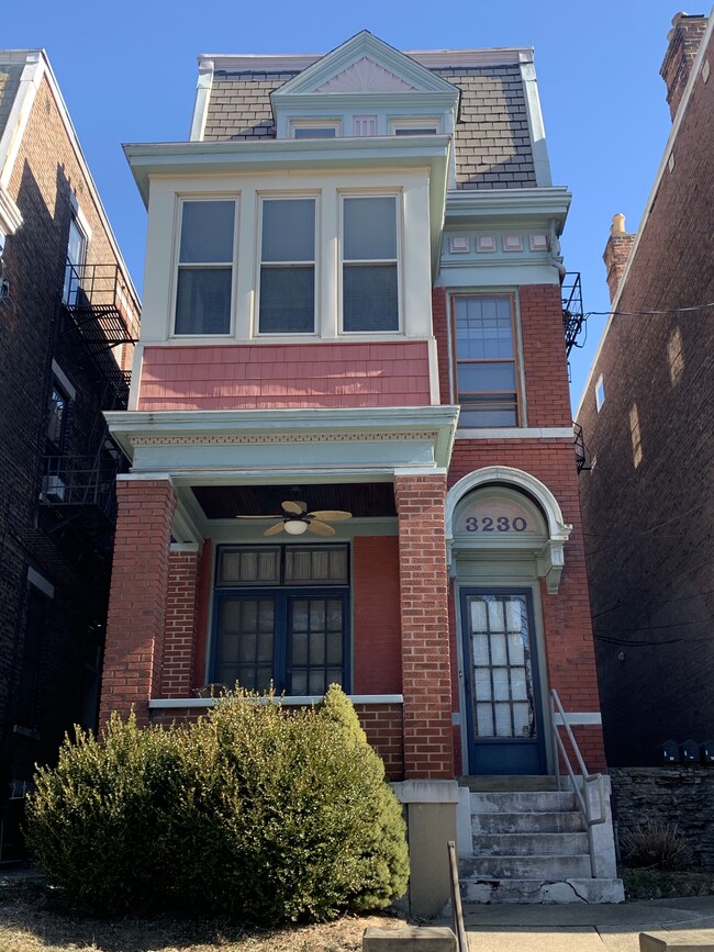 Building Photo - 3230 Bishop St