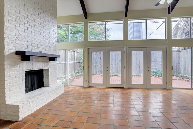 Building Photo - 5918 San Felipe St