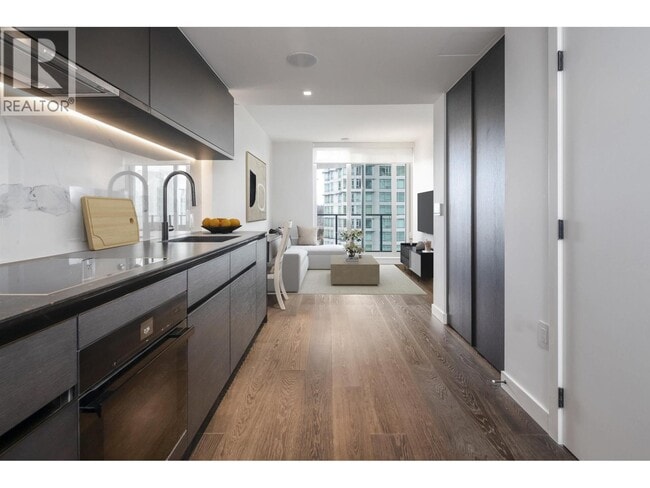 Building Photo - 620 Cardero St