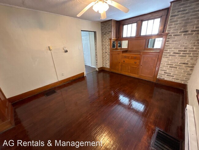 Building Photo - 3 br, 1 bath House - 1709 Bayer Ave