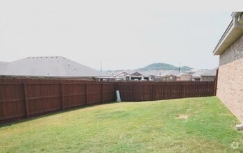 Building Photo - 2908 Tarrant County Dr