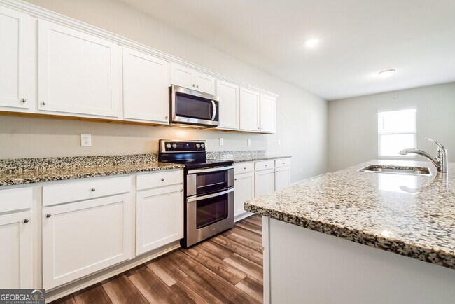 Foto del edificio - 3939 Kendrick Cir