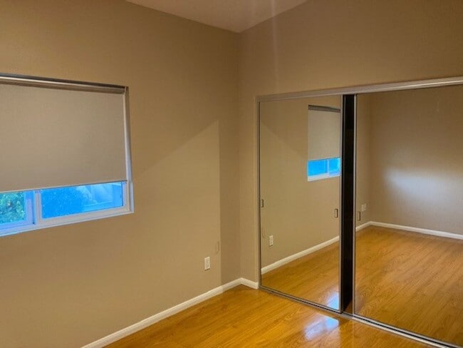 Foto del edificio - Upstairs Townhome in Coronado!