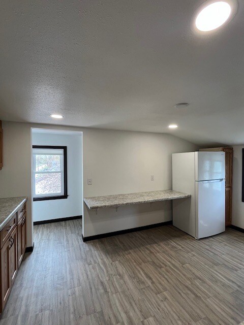 Foto del edificio - 513 N Maple Ave