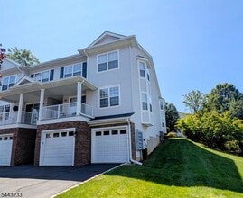Building Photo - 418 Dalton Ct