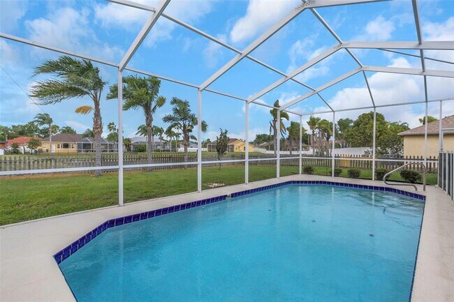 Foto del edificio - 1141 Baycove Ln