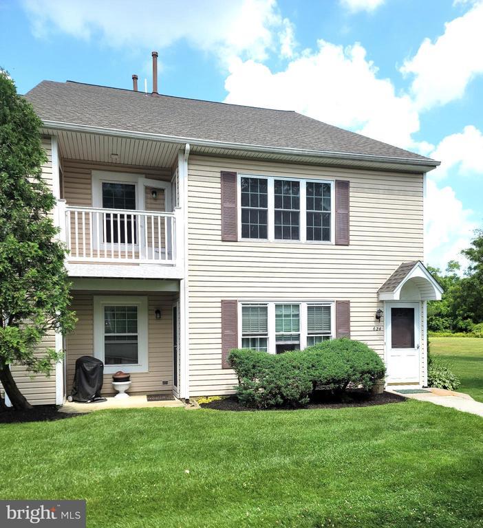 Foto principal - 624 Yorkshire Ct