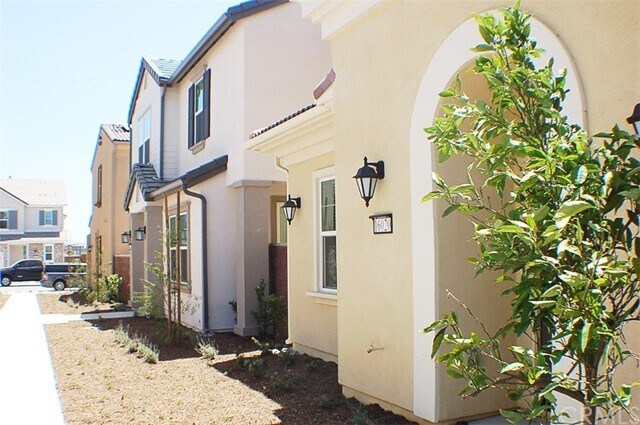 Building Photo - 16020 Huckleberry Ave