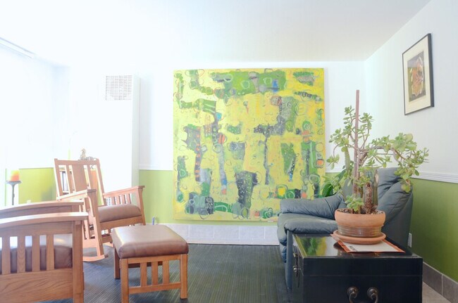 Foto del edificio - 208 27th Ave E