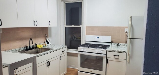 Foto del edificio - 86-33 76th St