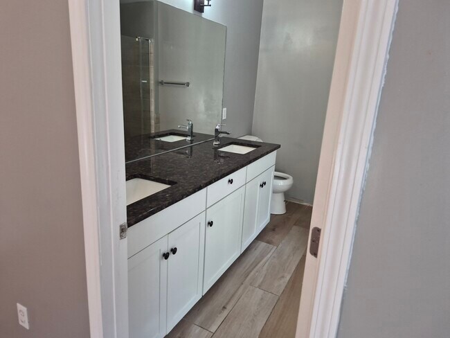Foto del edificio - 3914 Spearmint Ln NW
