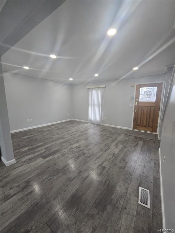 Foto del edificio - 8410 Hickory Dr